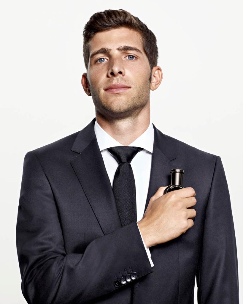 Boss Bottled united eau de parfum 2021 Sergi Roberto perfume