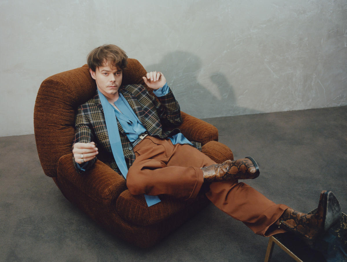 Charlie Heaton para Phantom Night